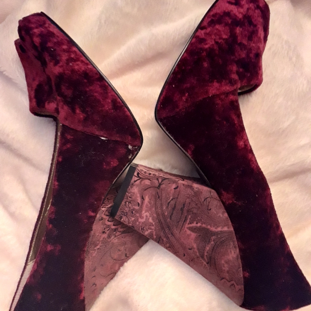 Burgundy peep toe pumps
